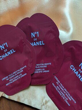 Chanel No.1 Camillia revitalizing eye cream. 3 sample sizes